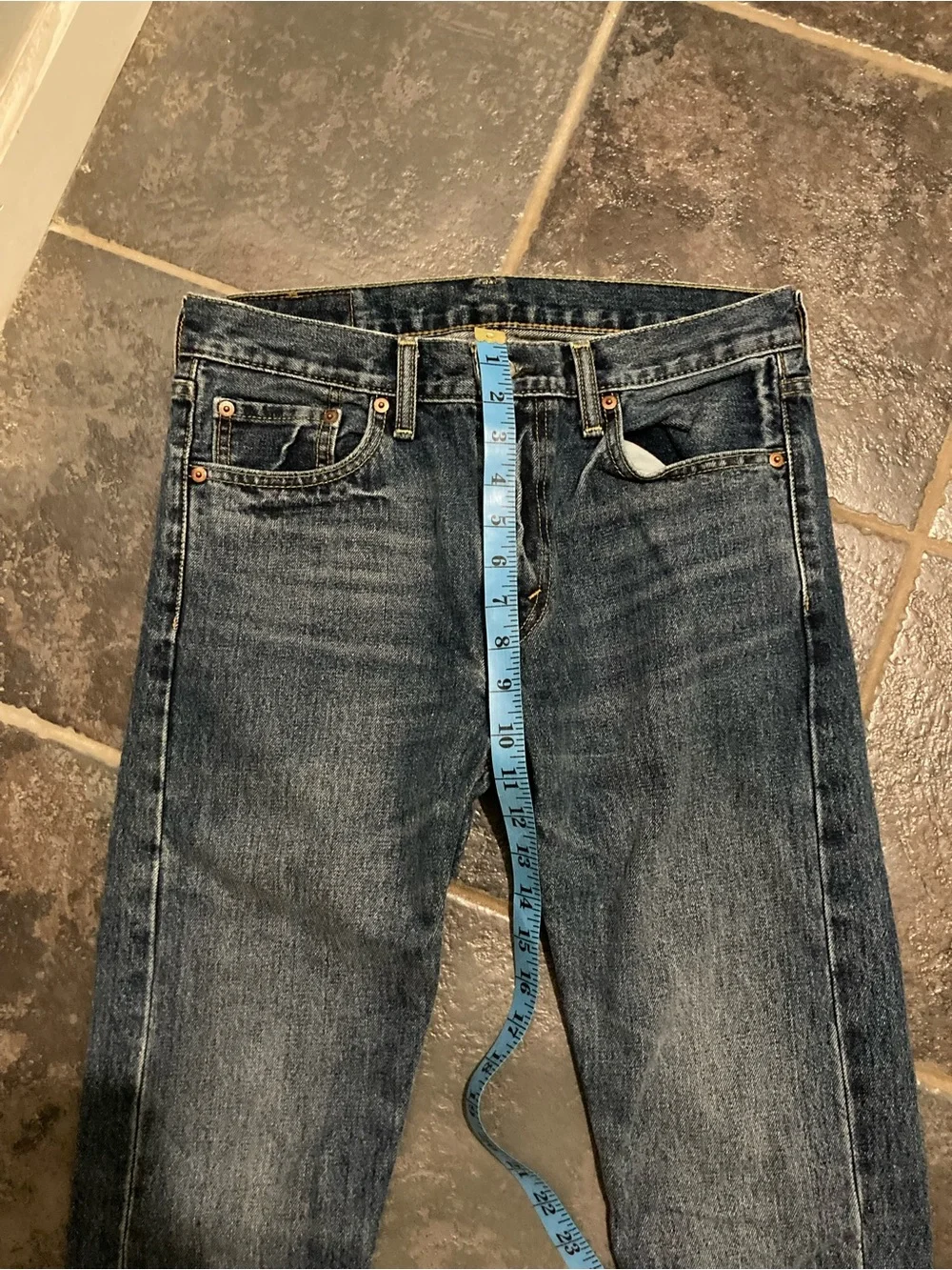 Vintage 90’s Levi’s 510 Dark Wash jeans Size 31” x 32”